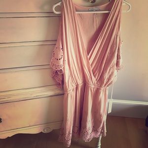 Cold shoulder never worn blush sundress!